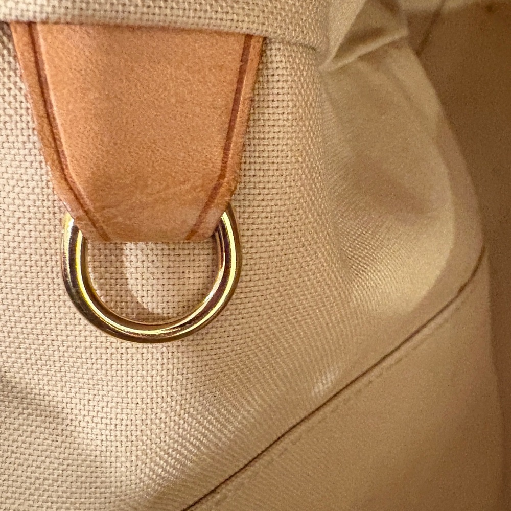 ❌ SOLD! Louis Vuitton Totally MM with COA. - Picture 14 of 15